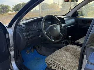 Opel Omega