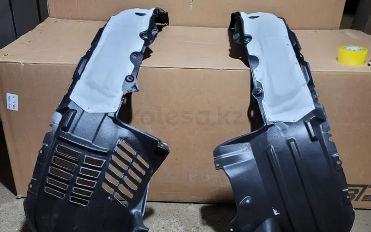 Подкрылник на Lx 570 за 13 000 тг. в Алматы