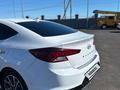 Hyundai Elantra 2020 годаүшін8 800 000 тг. в Караганда – фото 3