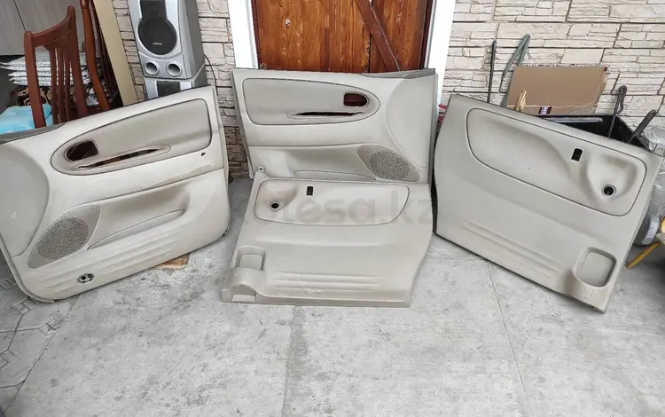 Обшивка карта Мазда мпв 99-06 за 10 000 тг. в Алматы