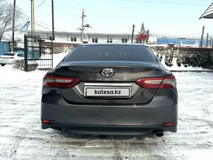 Toyota Camry 2019 года за 13 800 000 тг. в Алматы – фото 7