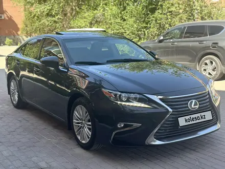 Lexus ES 250 2016 года за 15 000 000 тг. в Кызылорда