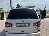 Volkswagen Sharan 2006 года за 4 200 000 тг. в Актау – фото 2