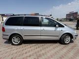 Volkswagen Sharan 2006 года за 4 200 000 тг. в Актау