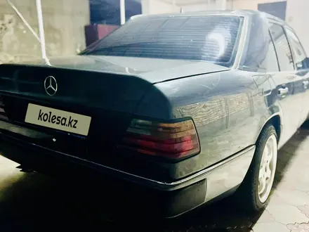 Mercedes-Benz E 220 1991 года за 2 222 222 тг. в Алматы – фото 6
