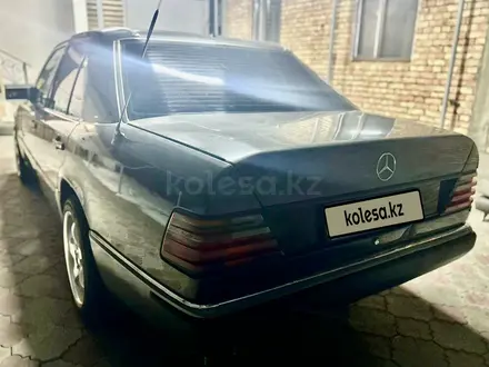 Mercedes-Benz E 220 1991 года за 2 222 222 тг. в Алматы – фото 7