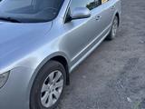 Skoda Superb 2012 года за 3 990 000 тг. в Аксу – фото 2
