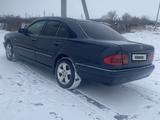 Mercedes-Benz E 230 1996 годаүшін2 500 000 тг. в Сатпаев – фото 4