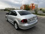 Volkswagen Polo 2013 года за 3 900 000 тг. в Актау – фото 4