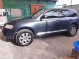 Volkswagen Touareg 2003 годаfor4 900 000 тг. в Алматы – фото 4