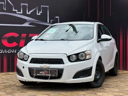 Chevrolet Aveo 2014 года за 3 750 000 тг. в Атырау