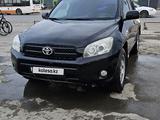 Toyota RAV4 2007 года за 6 000 000 тг. в Актобе – фото 2