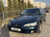 Toyota Camry 1997 годаүшін3 300 000 тг. в Алматы – фото 2