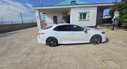 Toyota Camry 2019 года за 11 500 000 тг. в Актау – фото 5