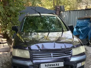 Mitsubishi Space Wagon