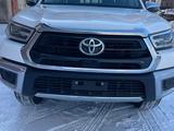 Toyota Hilux 2022 года за 19 200 000 тг. в Караганда