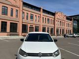 Volkswagen Polo 2015 года за 4 500 000 тг. в Петропавловск – фото 2