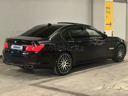 BMW 750 2009 года за 11 500 000 тг. в Алматы – фото 6