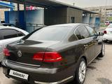 Volkswagen Passat 2012 года за 4 500 000 тг. в Алматы – фото 3