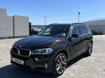 BMW X5 2017 года за 21 000 000 тг. в Алматы – фото 2