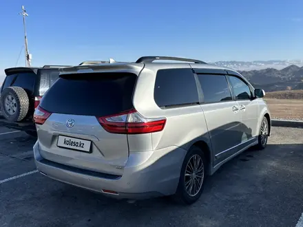 Toyota Sienna 2018 года за 17 500 000 тг. в Алматы – фото 3