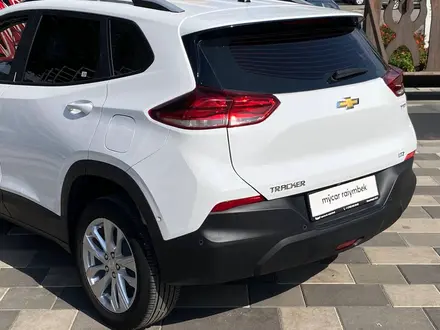 Chevrolet Tracker 2024 года за 7 190 000 тг. в Алматы – фото 14