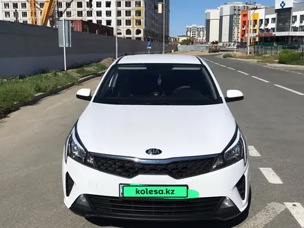Kia Rio 2021 года за 7 500 000 тг. в Атырау – фото 11