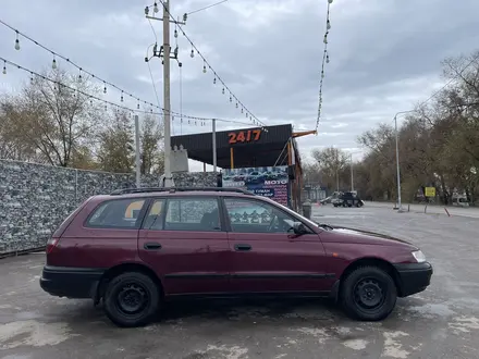 Toyota Carina E 1995 года за 2 450 000 тг. в Алматы – фото 4