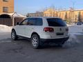 Volkswagen Touareg 2005 года за 2 100 000 тг. в Кокшетау – фото 5