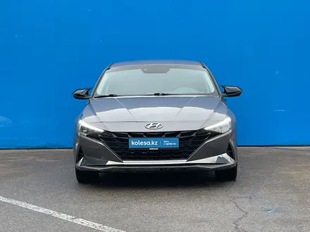 Hyundai Elantra 2022 года за 10 270 000 тг. в Алматы – фото 2