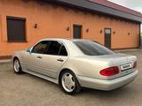 Mercedes-Benz E 200 1996 годаfor3 000 000 тг. в Кокшетау – фото 2