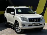 Toyota Land Cruiser Prado 2013 года за 15 900 000 тг. в Актобе – фото 3