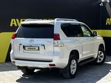 Toyota Land Cruiser Prado 2013 года за 15 900 000 тг. в Актобе – фото 4