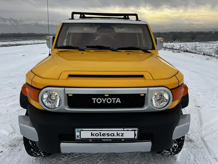 Toyota FJ Cruiser 2006 года за 13 300 000 тг. в Алматы – фото 3