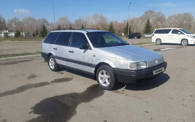 Volkswagen Passat 1991 годаүшін1 950 000 тг. в Усть-Каменогорск
