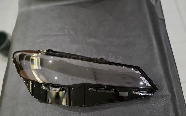 На Monza стекло фары Уральск 2023 за 52 000 тг. в Уральск