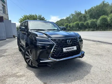 Lexus LX 570 2019 года за 51 000 000 тг. в Алматы – фото 4