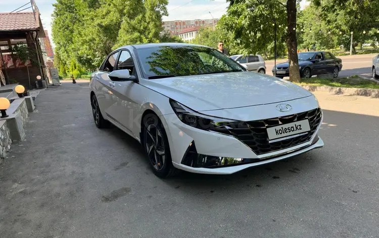 Hyundai Elantra 2023 годаүшін11 700 000 тг. в Алматы