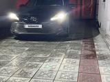 Toyota Camry 2019 года за 13 500 000 тг. в Семей – фото 4