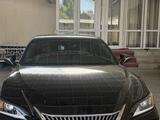 Lexus ES 300h 2019 года за 18 000 000 тг. в Тараз
