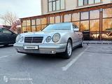 Mercedes-Benz E 200 1997 годаfor3 100 000 тг. в Тараз – фото 4