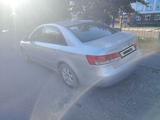 Hyundai Sonata 2006 года за 2 700 000 тг. в Шымкент – фото 3