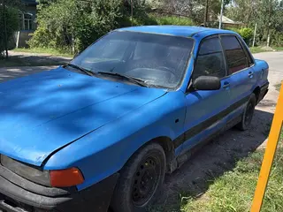 Mitsubishi Galant