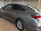 Hyundai Sonata 2017 годаfor8 000 000 тг. в Шымкент – фото 3
