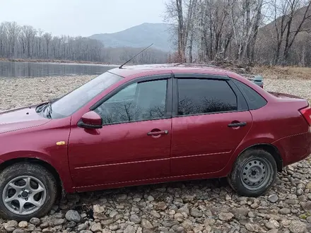 ВАЗ (Lada) Granta 2190 2015 года за 3 300 000 тг. в Алтай – фото 4