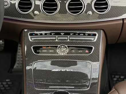 Mercedes-Benz E 63 AMG 2018 года за 45 000 000 тг. в Шымкент – фото 19
