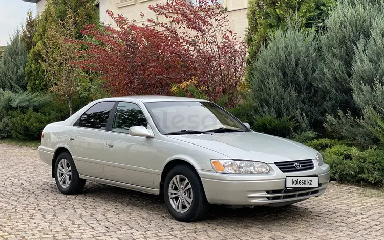 Toyota Camry 2001 годаүшін3 900 000 тг. в Алматы