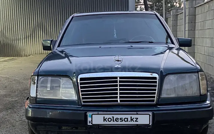 Mercedes-Benz E 200 1995 года за 1 550 000 тг. в Алматы