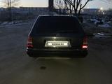 Mercedes-Benz E 230 1991 года за 950 000 тг. в Караганда – фото 4