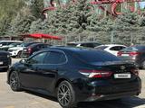 Toyota Camry 2023 годаүшін15 000 000 тг. в Астана – фото 2
